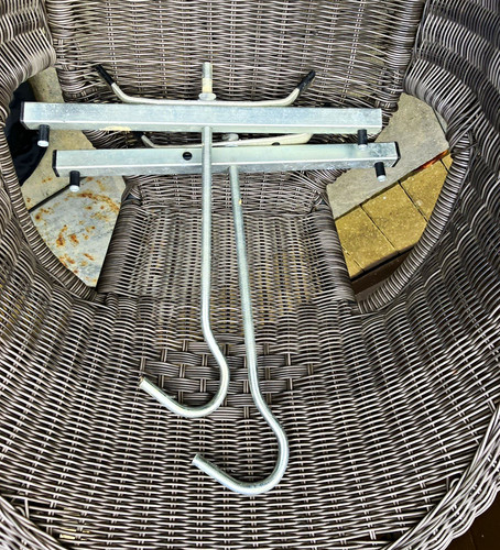 Roof ladder holders